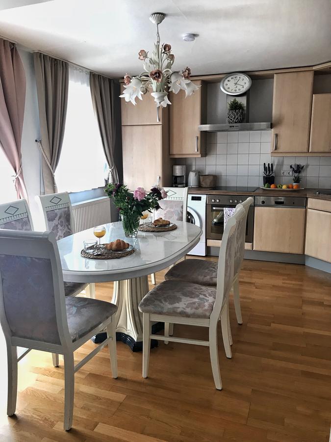 Апартаменты Golden Gapa Central Holiday House 14 Гармиш-Партенкирхен Экстерьер фото